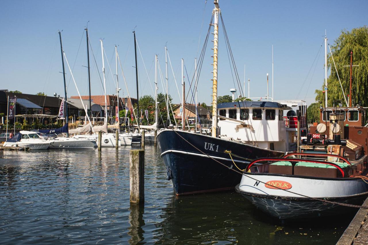 Boutique Hotel Enkhuizen Exterior photo